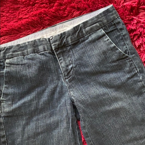 Tommy Hilfiger denim shorts - Picture 2 of 16